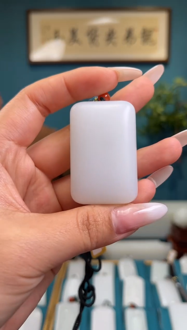 【闪购商品】和田玉吊坠未镶嵌0