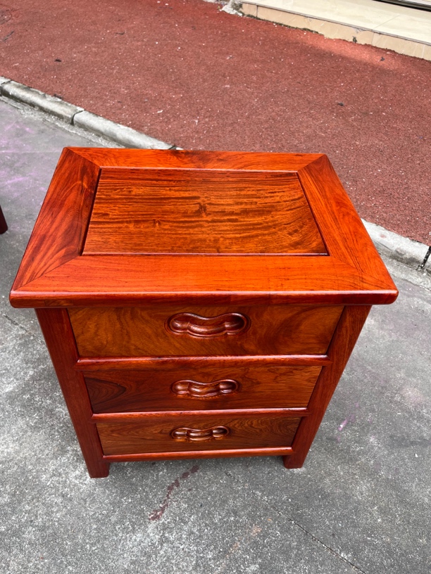 三抽床头柜45*35*50