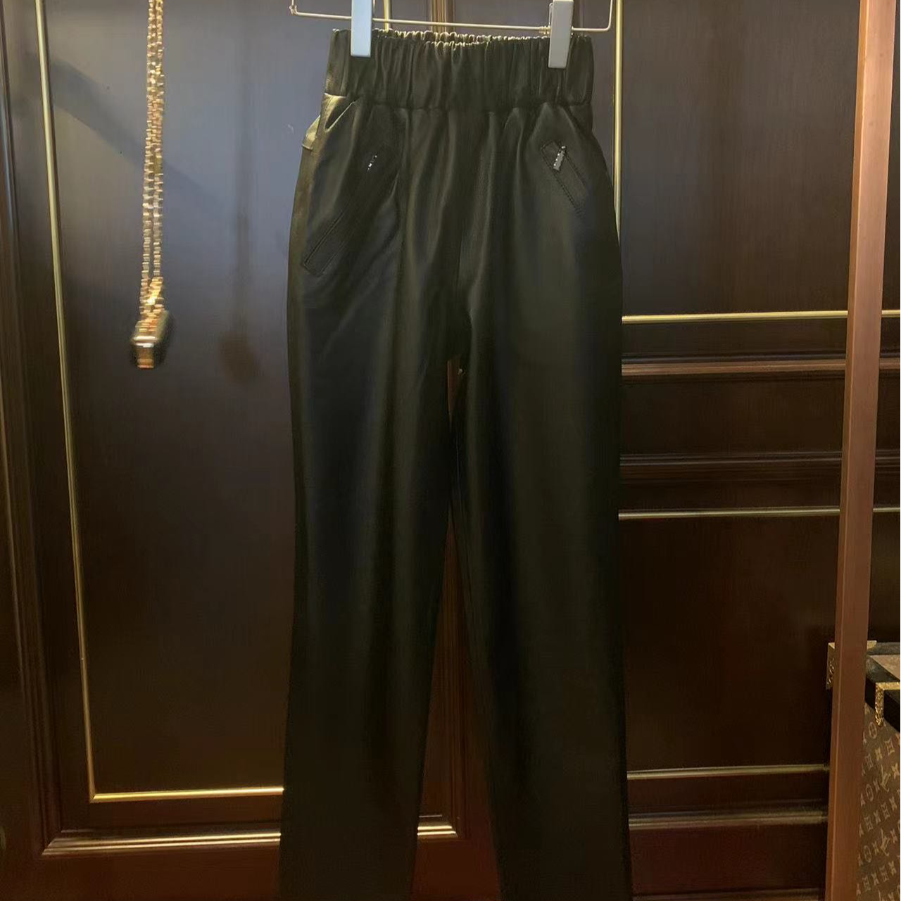 时尚新款全长品质真皮牛皮松紧万能要锥形小脚休闲小脚皮裤