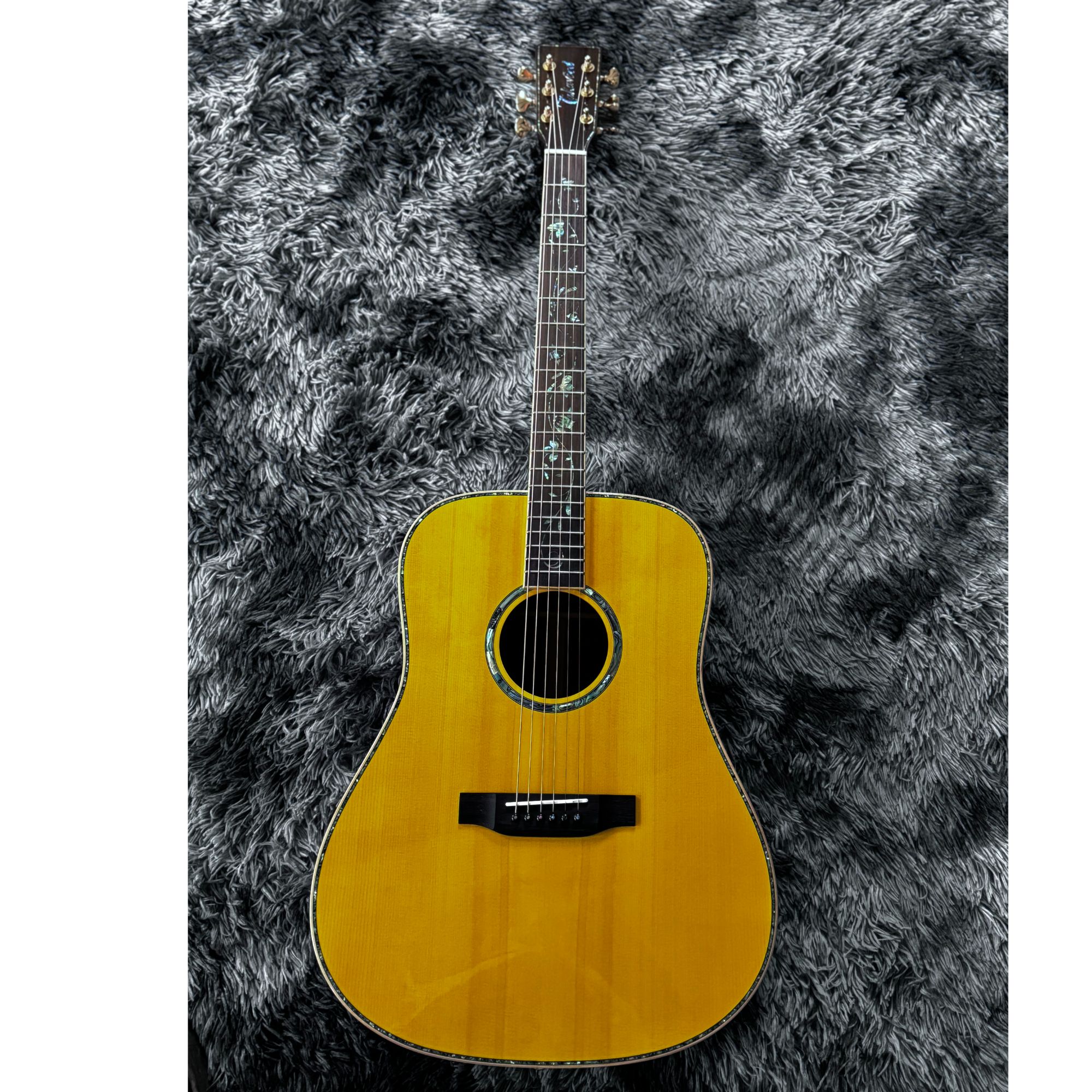 41寸D 桶云杉桃花芯全单