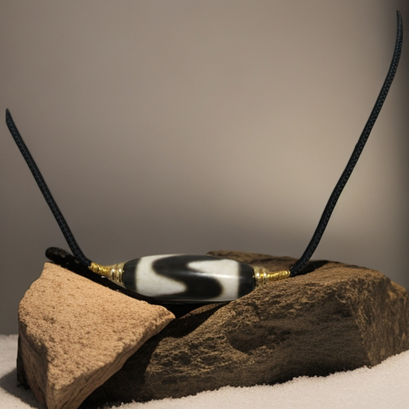 玛瑙黑白手工虎牙锁骨链