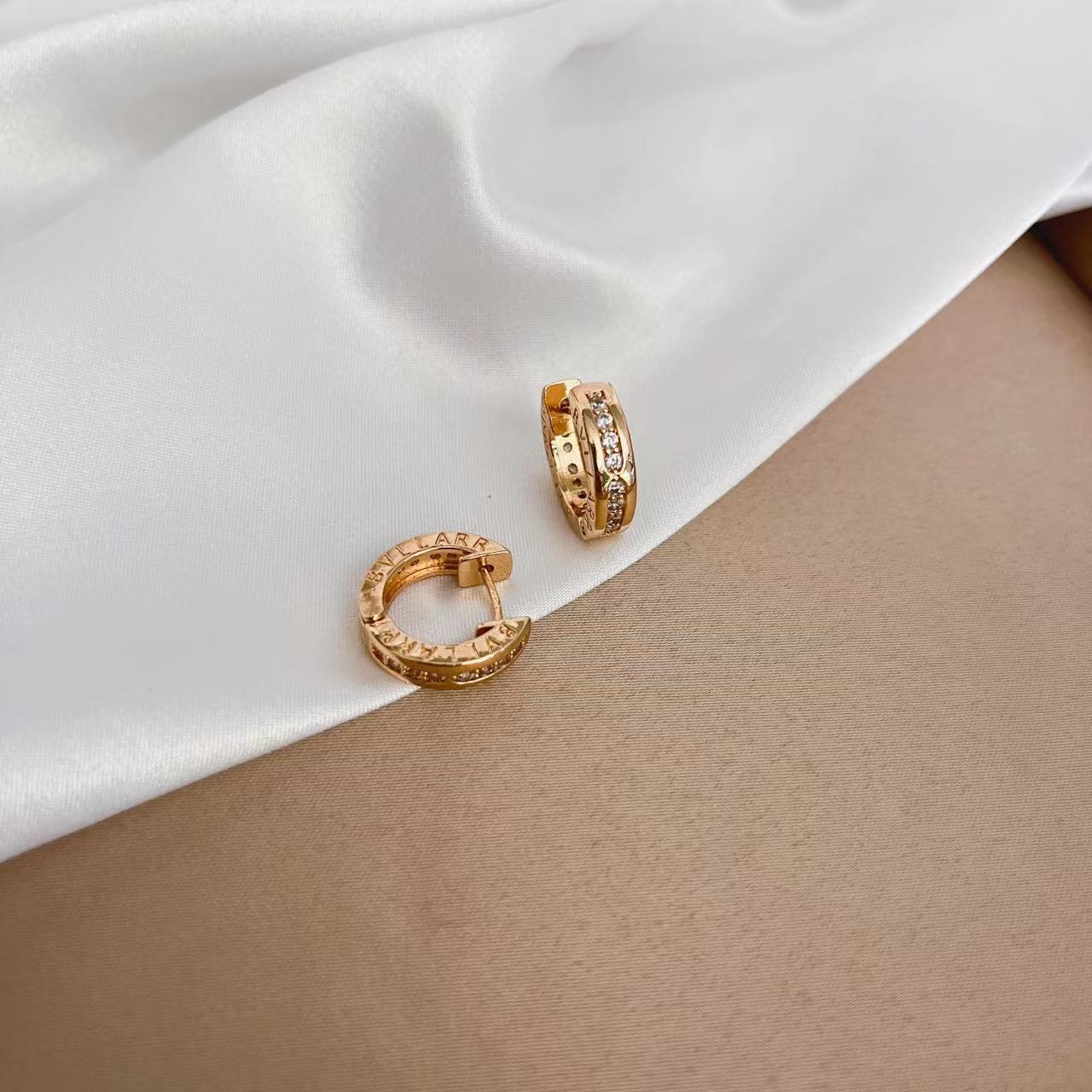 铜合金耳饰 C031 气质时尚百搭轻奢小众简约精致素款ins 耳环