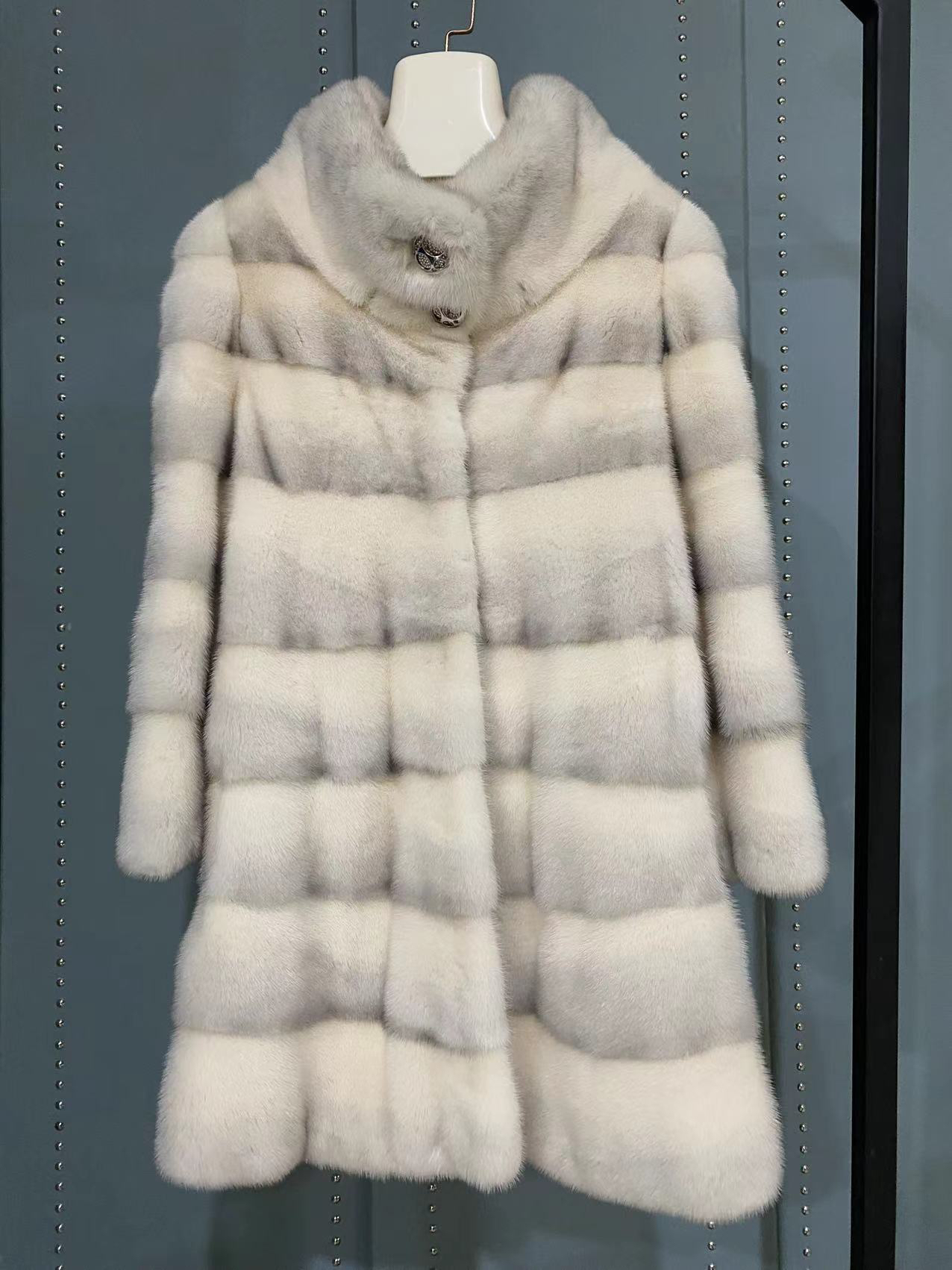 银十字横排立领大衣时装走秀款外套