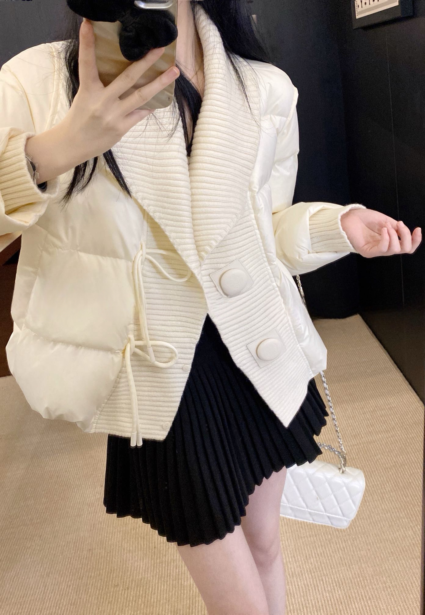 O2/欧迩大翻领拼接女短款冬季保暖时尚外套