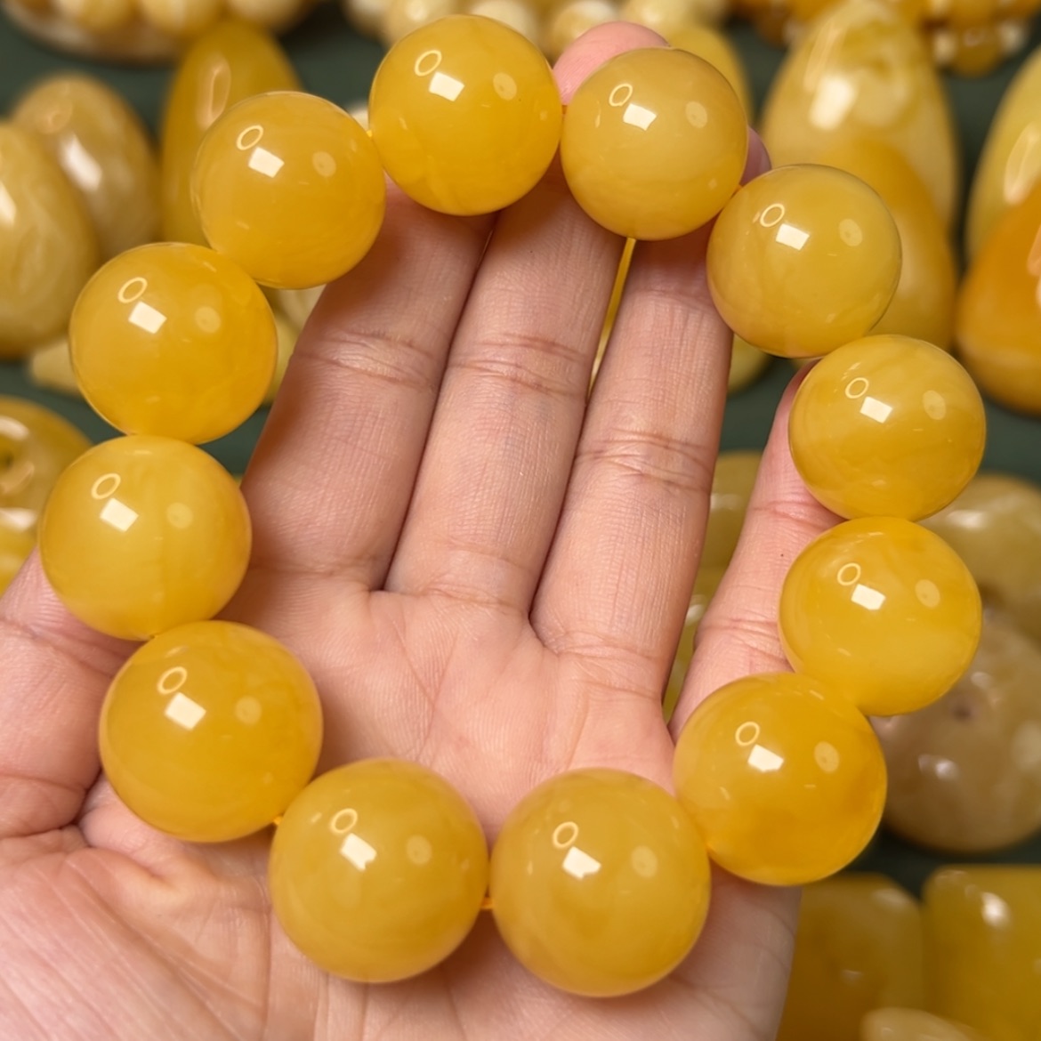 【闪购商品】琥珀颈饰未镶嵌一**行