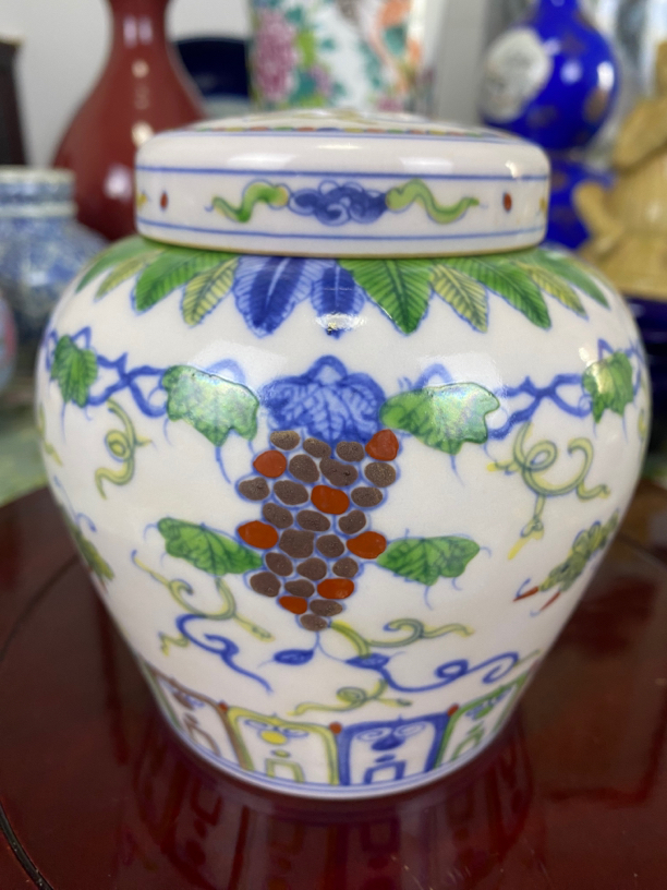 斗彩天字罐