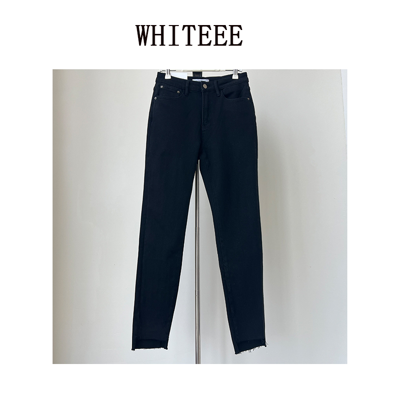  “一条过冬”秋冬弹力加绒牛仔裤 梨型身材也能穿好的小脚裤