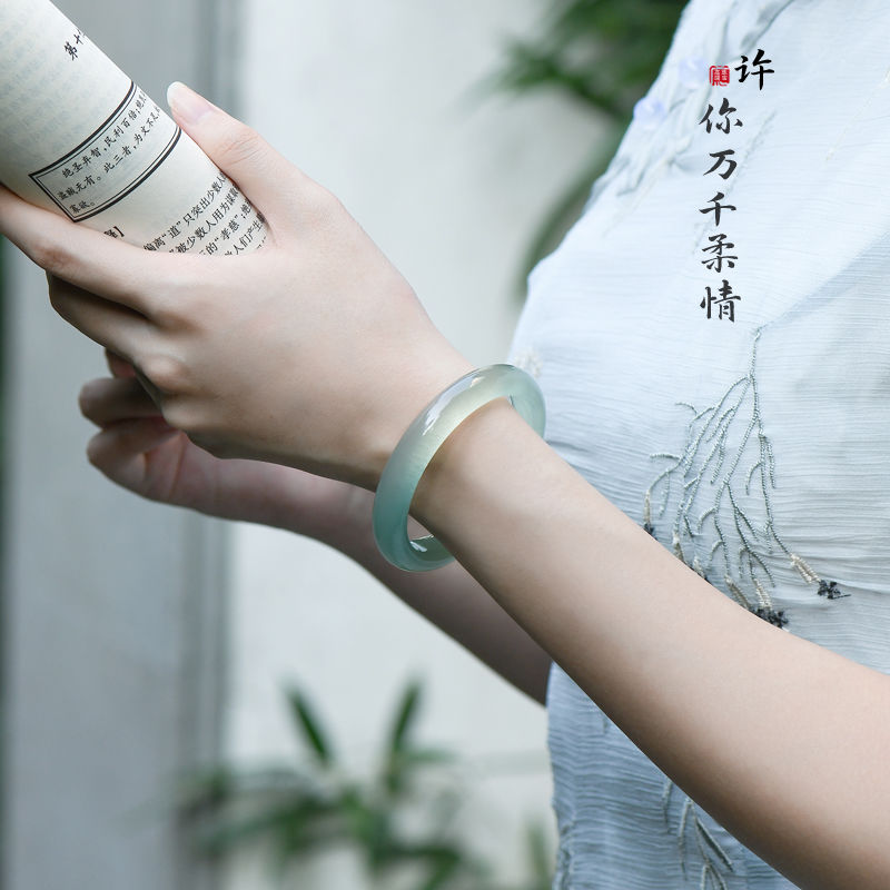 天然保真玉手镯女冰种翠色玉髓油青玉石镯子年轻款时尚礼物送女友