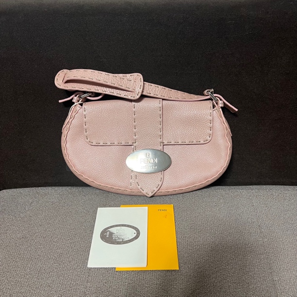 全新未使用 FENDI/芬迪 中古外锋线腋下包 保存品 鱼鱼