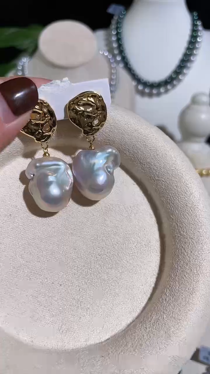 【闪购商品】海水珍珠颈饰银S925镶嵌巴洛克耳钉