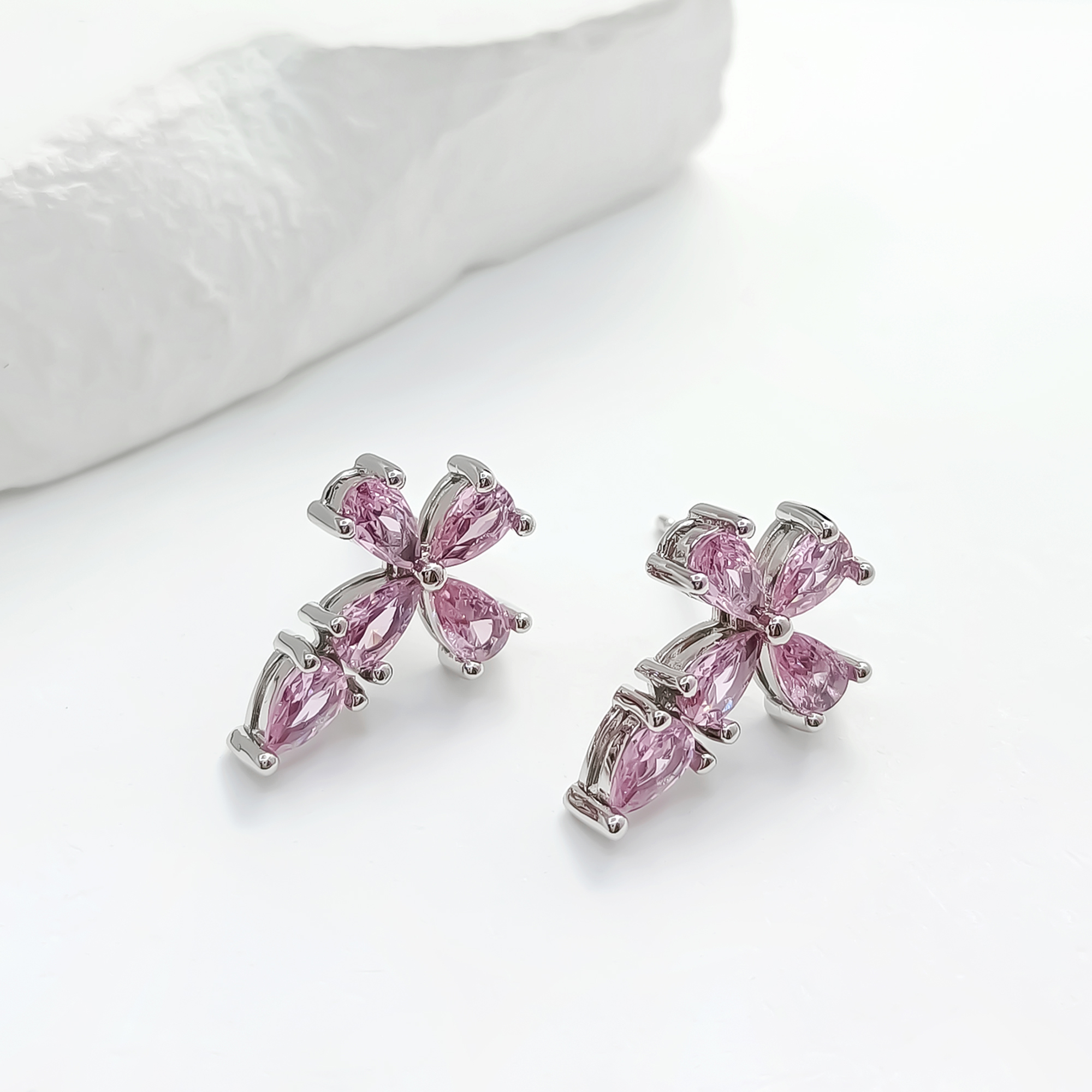 铜合金合成锆石耳饰 FXLM-55870 耳饰个性简约小众简约欧美