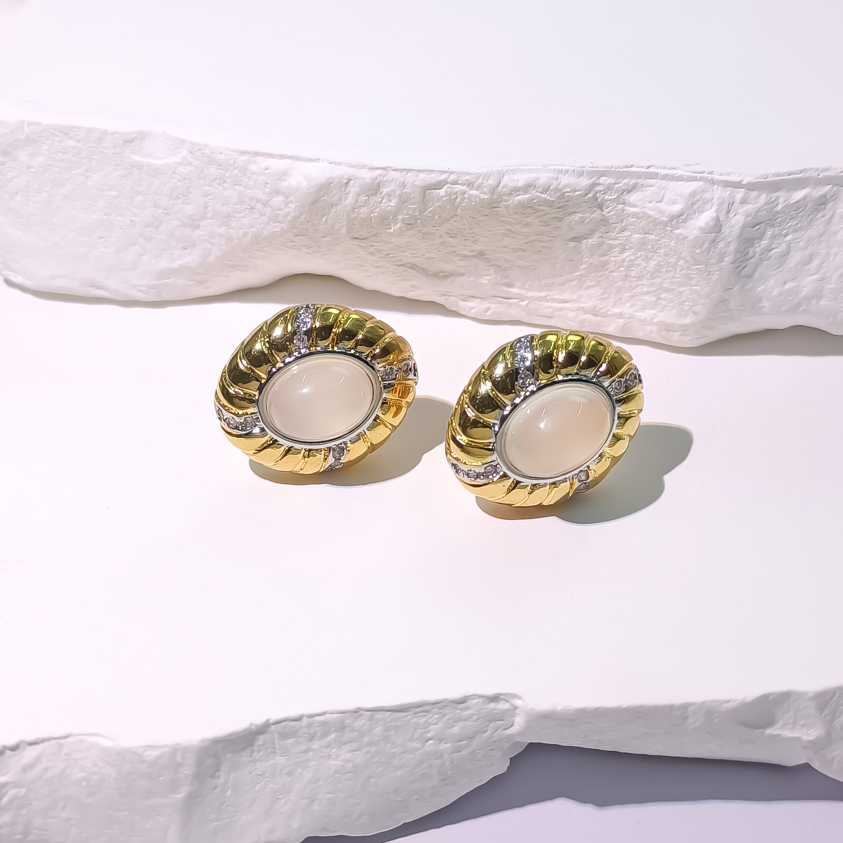 铜合金合成锆石耳饰 WJH-000982【映月】耳饰气质简单百搭简约大方