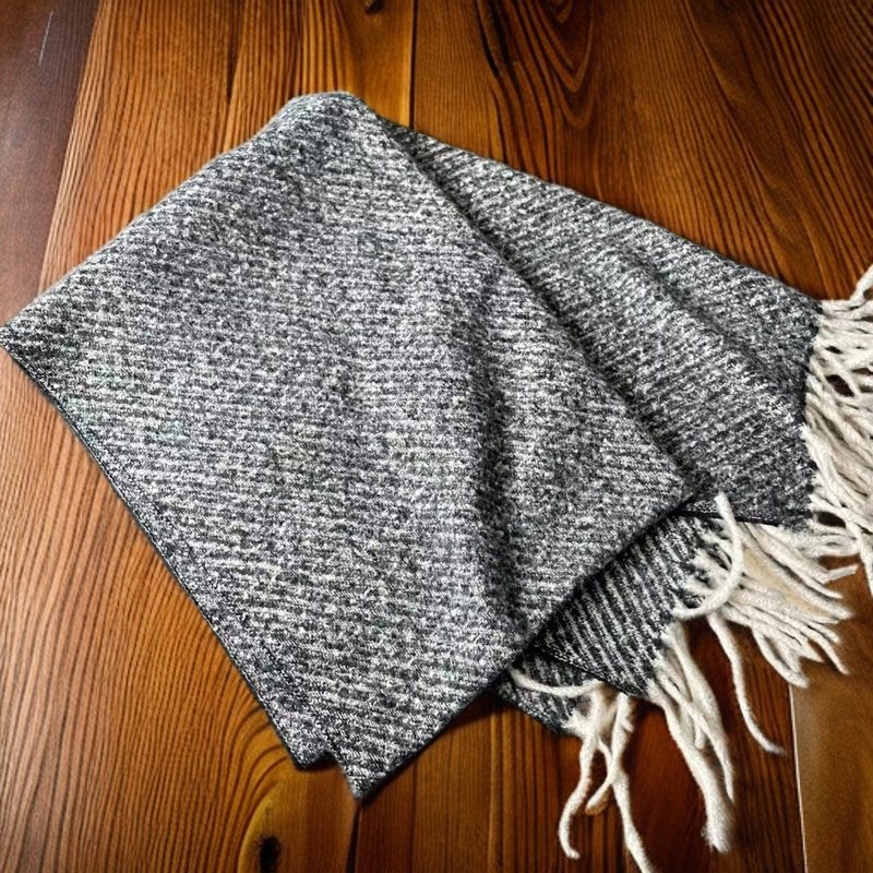 妝點家  秋冬新款   斜纹围巾   复古百搭   WJ 201