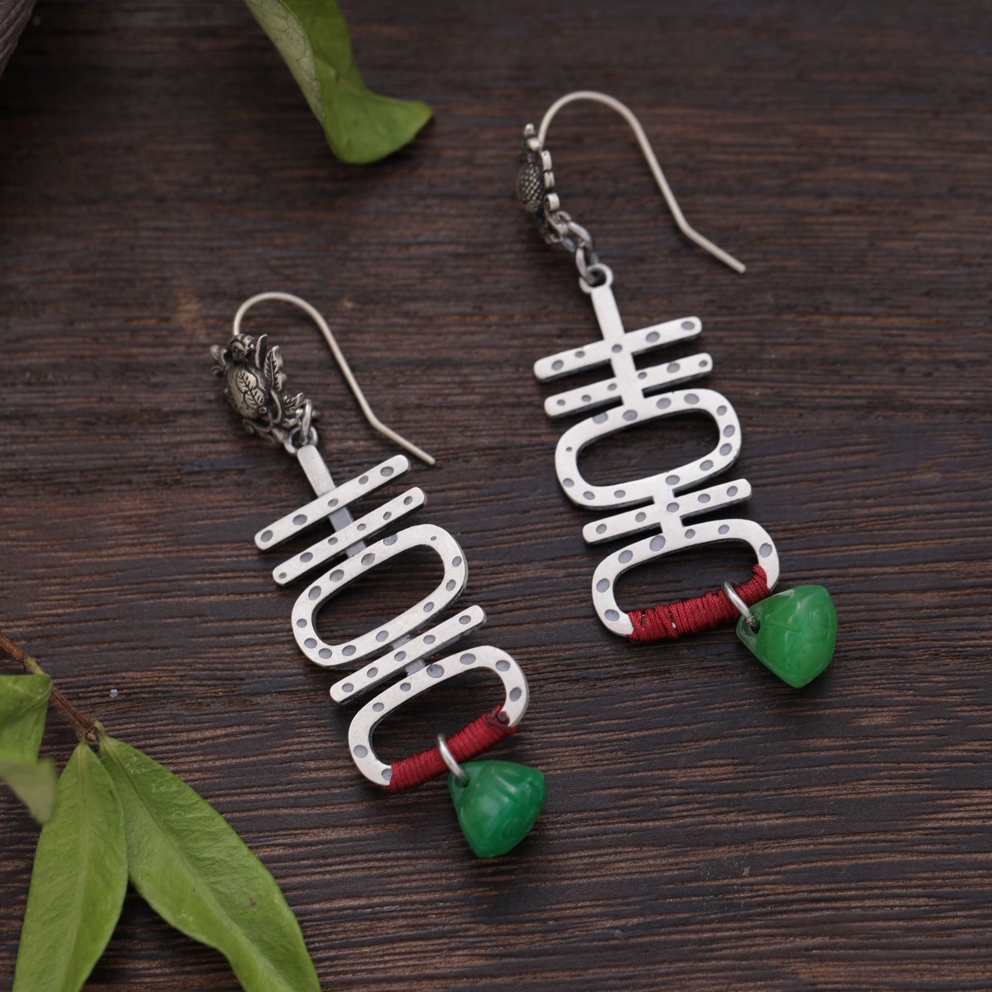 E24755<晶贵坊>S925银双喜翡翠莲蓬石榴多子多福耳钩民族风国潮