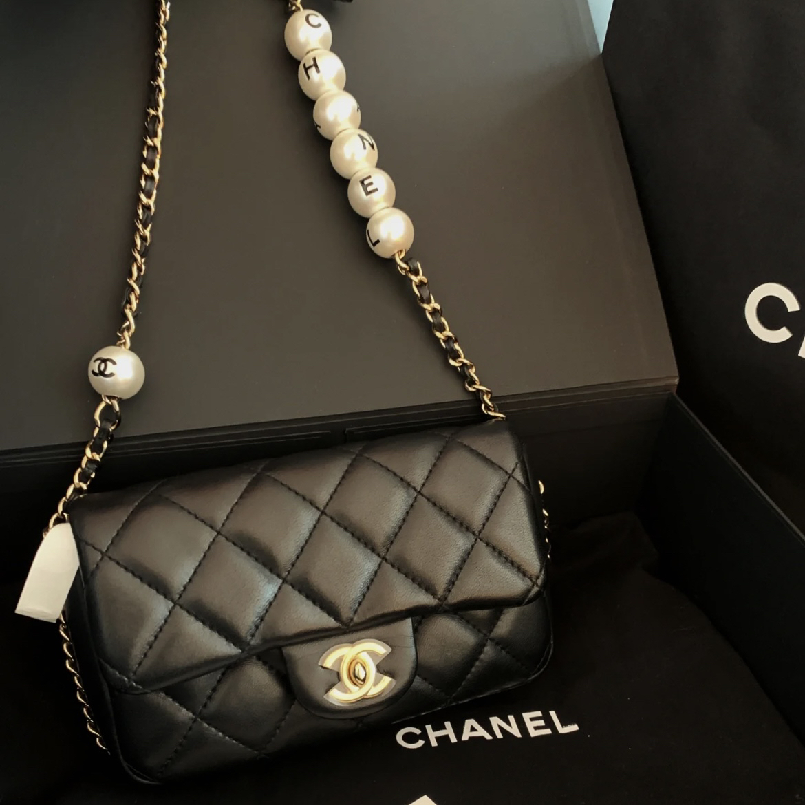 99新 Chanel/香奈儿 多多奢品/香奈儿29开字母珍珠大mini包98新