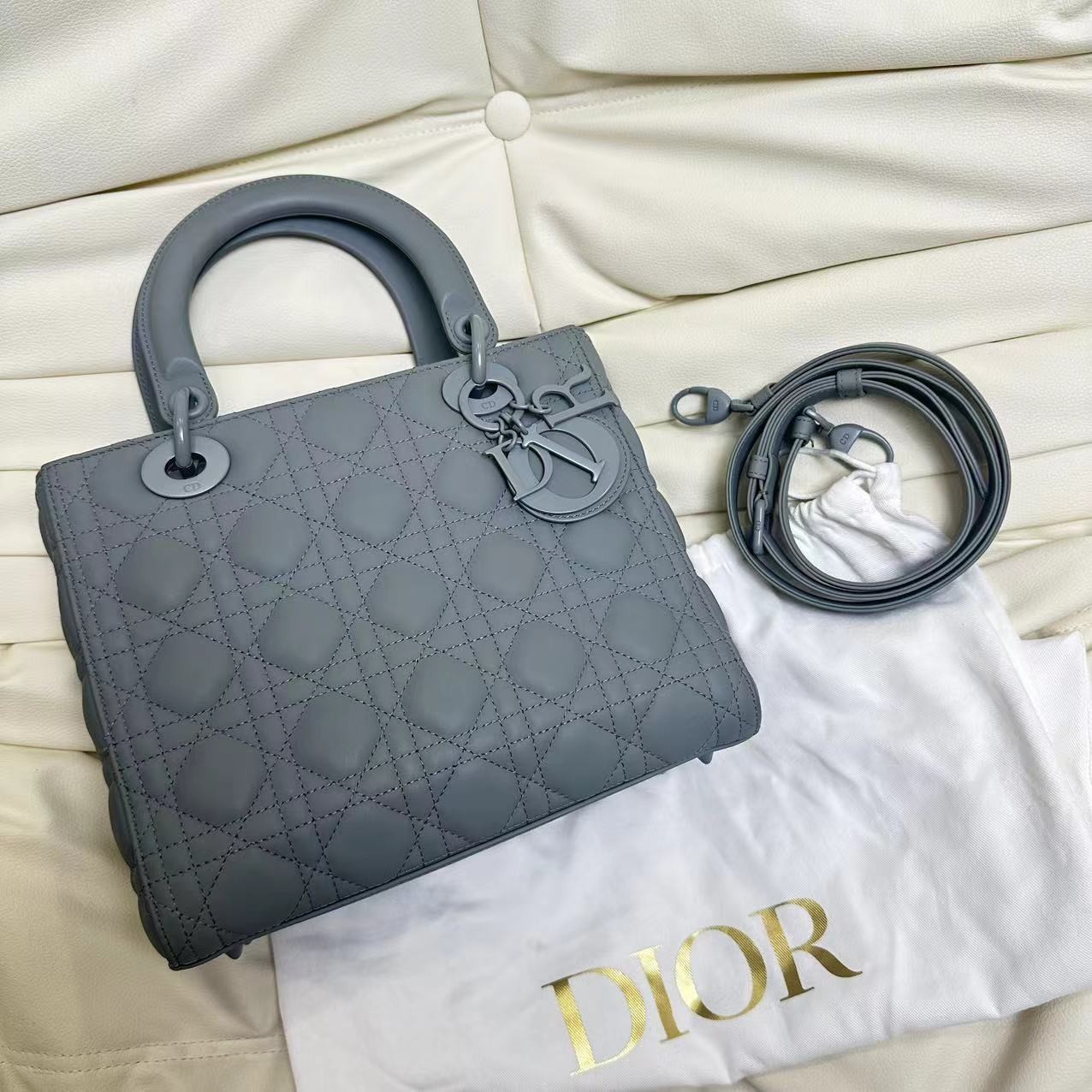 95新 DIOR/迪奥 多多奢品/迪奥戴妃斜挎包/98新
