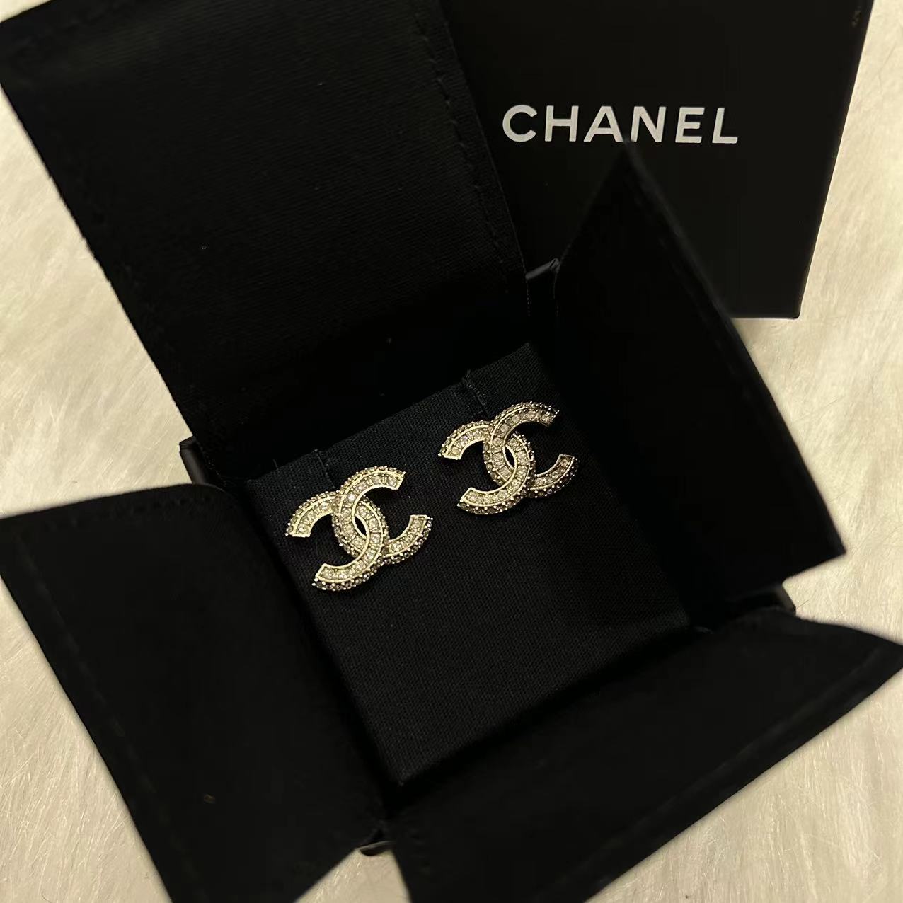 全新未使用 Chanel/香奈儿 多多奢品/香奈儿双c耳钉/99新