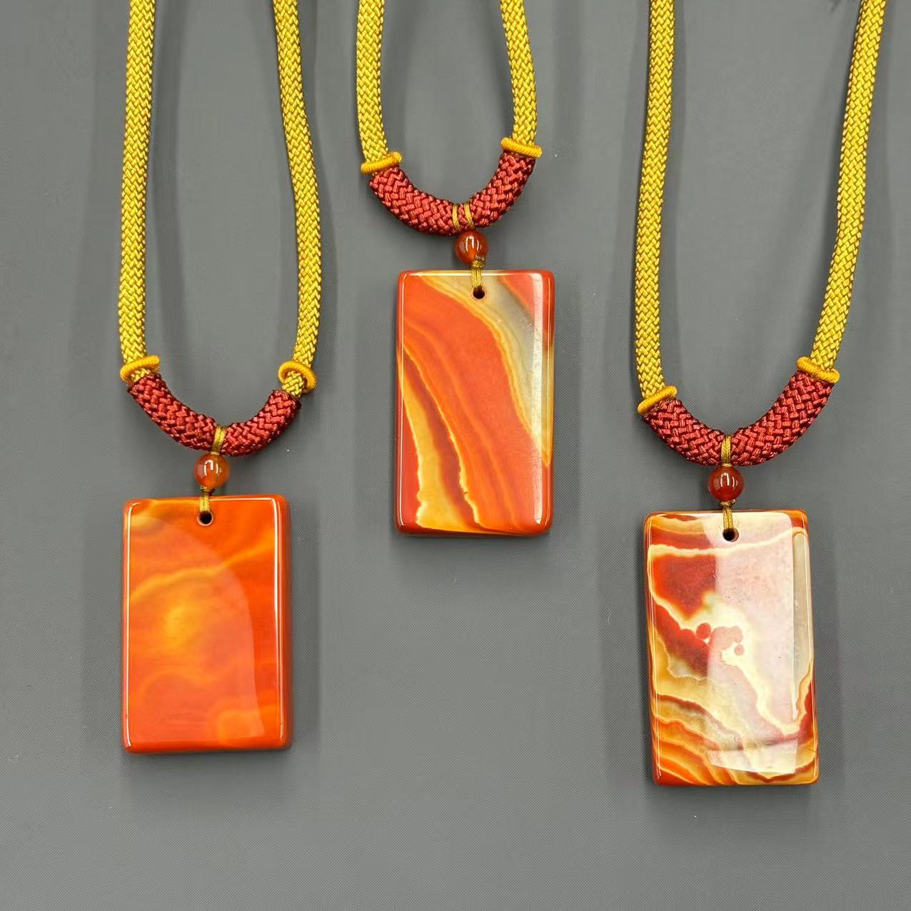 y2354-国风设计款红景玛瑙无事牌吊坠-多样性只发一件