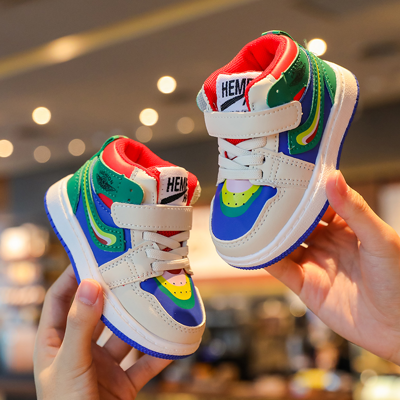 嘤嘤熊仔软底宝宝学步鞋秋冬 防滑儿童板鞋魔术贴男女中小童鞋1-5