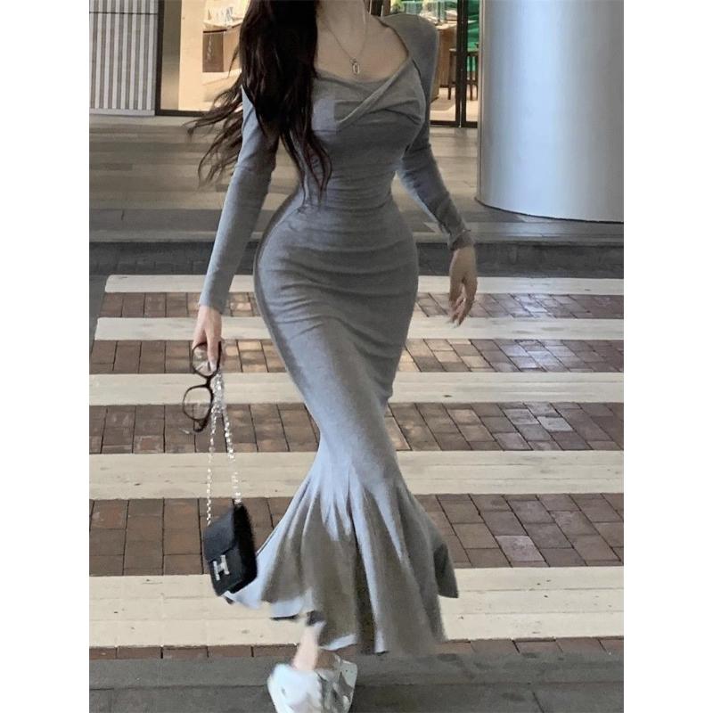 纯欲少女风收腰长袖连衣裙女秋季小个子修身显瘦包臀裙鱼尾裙长裙