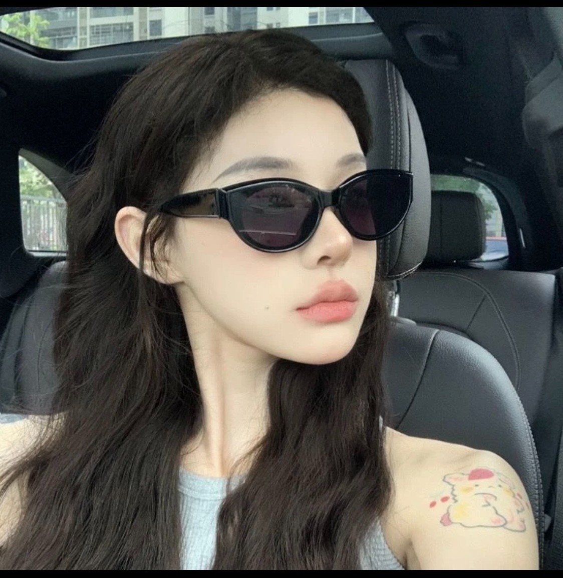 猫眼墨镜女款2023新款太阳镜网红辣妹时尚百搭复古小众街拍欧美风