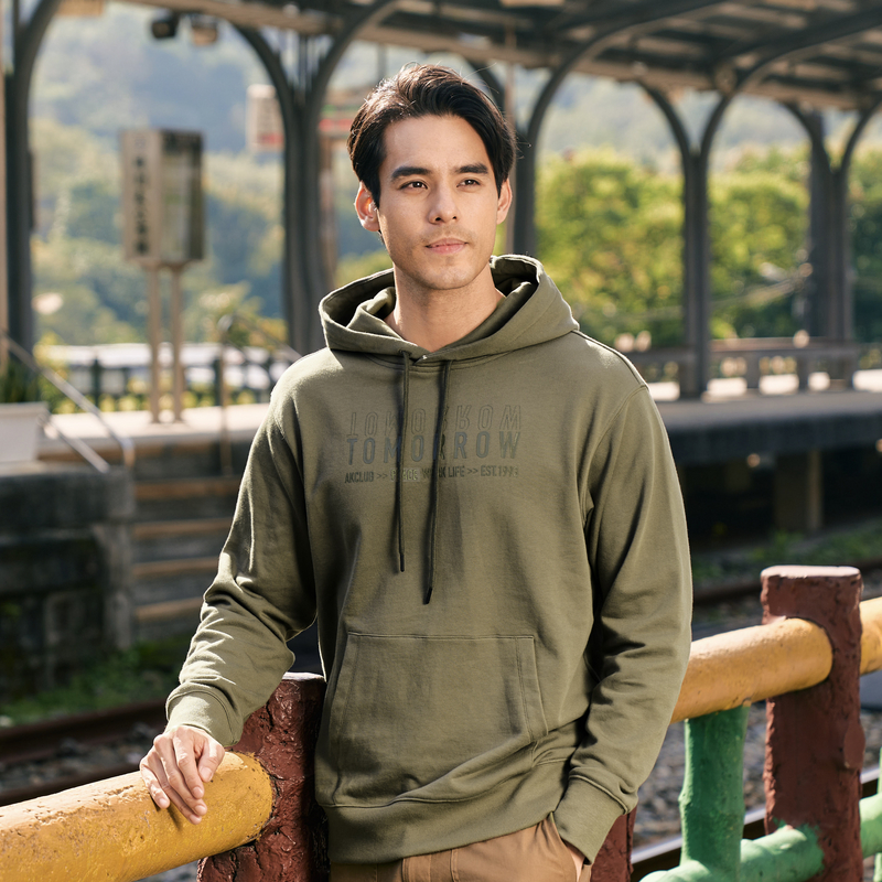 AKCLUB春秋男上衣户外休闲标语印绣花组合连帽长袖卫衣男 2405204