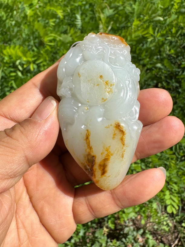 祥龙献瑞，龙把件，头顶红皮冒油感十足，尺寸：73*39*25mm，103.1g