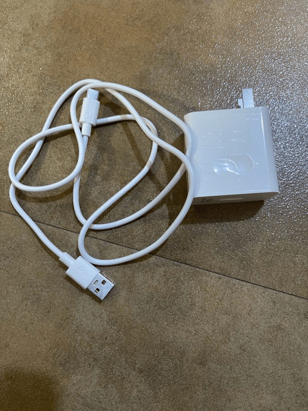 高品质手机充电器 66w 274