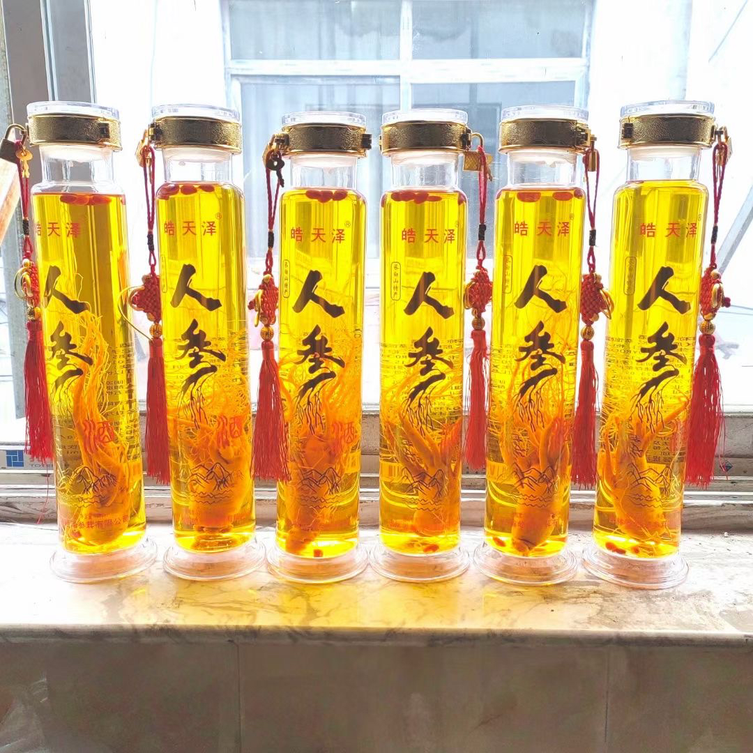 长白山原产地 人参酒。1瓶1000ml 一箱6瓶