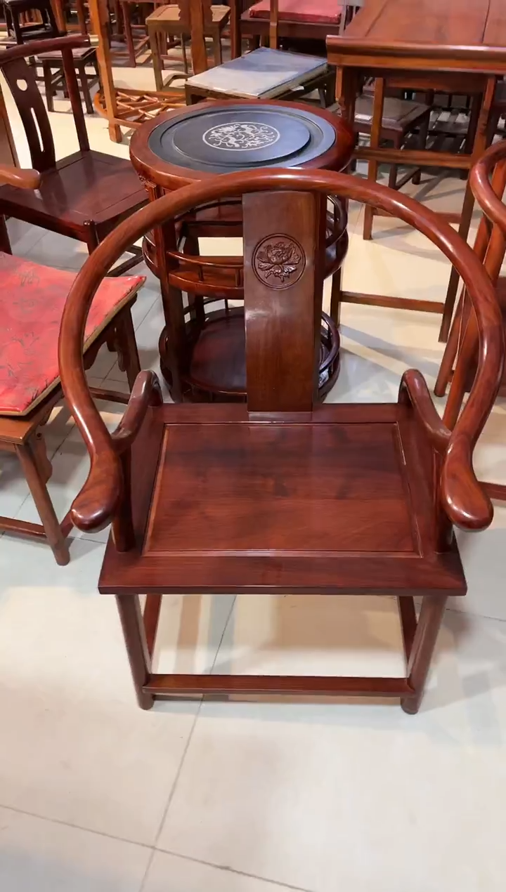 【闪购商品】花梨木类家具刺猬紫檀圈椅