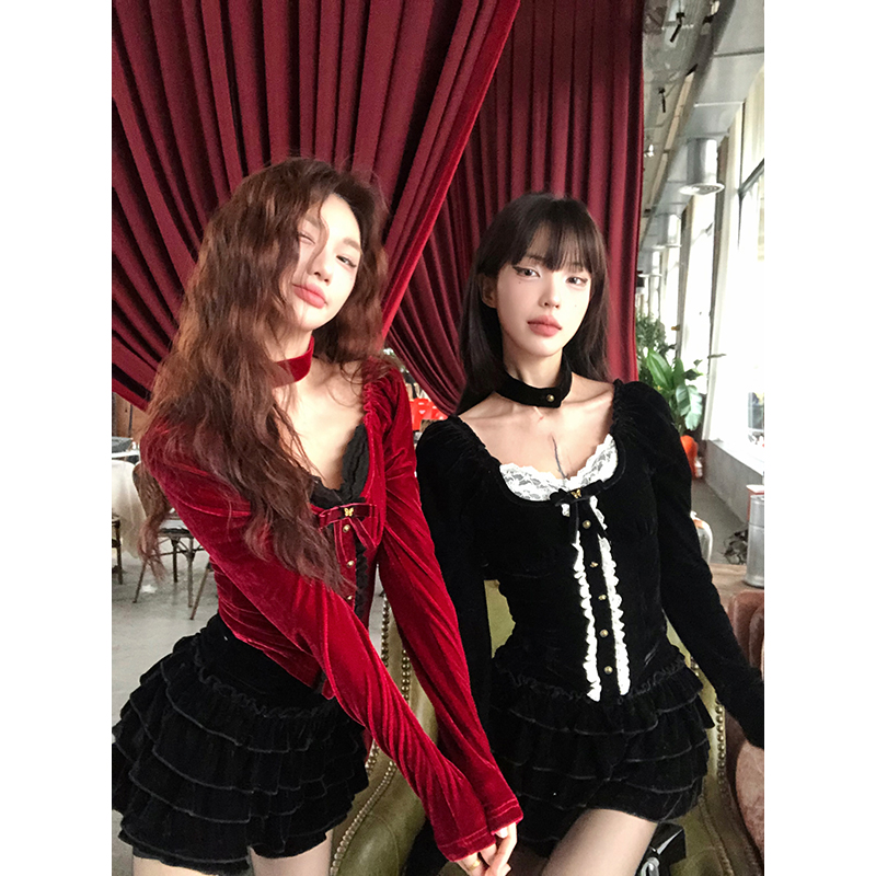 12YE【圣诞战袍】辣妹款方领蕾丝丝绒上衣 T0008