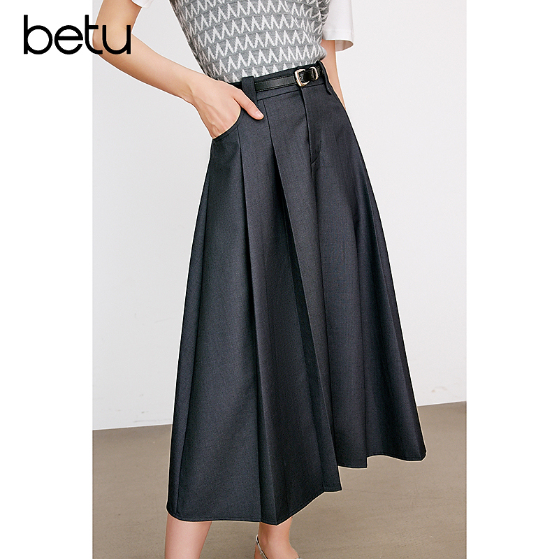 Betu/百图2025年新款休闲亲肤舒适时尚显瘦气质经典半身裙2407T70