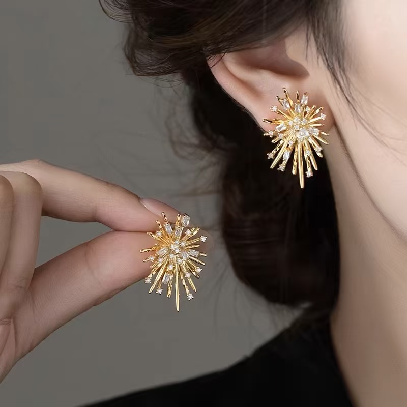 檀亿 铜合金锆石耳饰 烟花轻奢微镶时尚手工名媛简约精致冬季耳钉