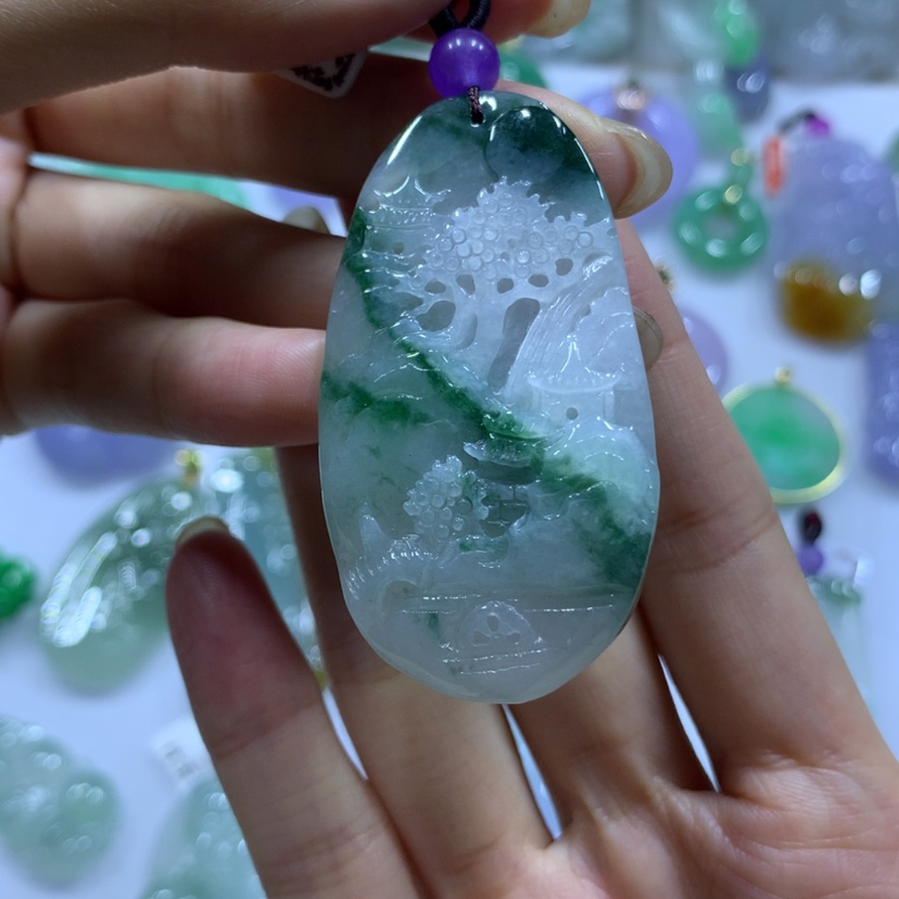 【闪购商品】翡翠颈饰未镶嵌