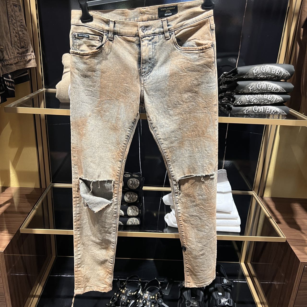 【CC在欧洲】  D.....G  2号折扣店 男士时尚百搭牛仔裤裤子