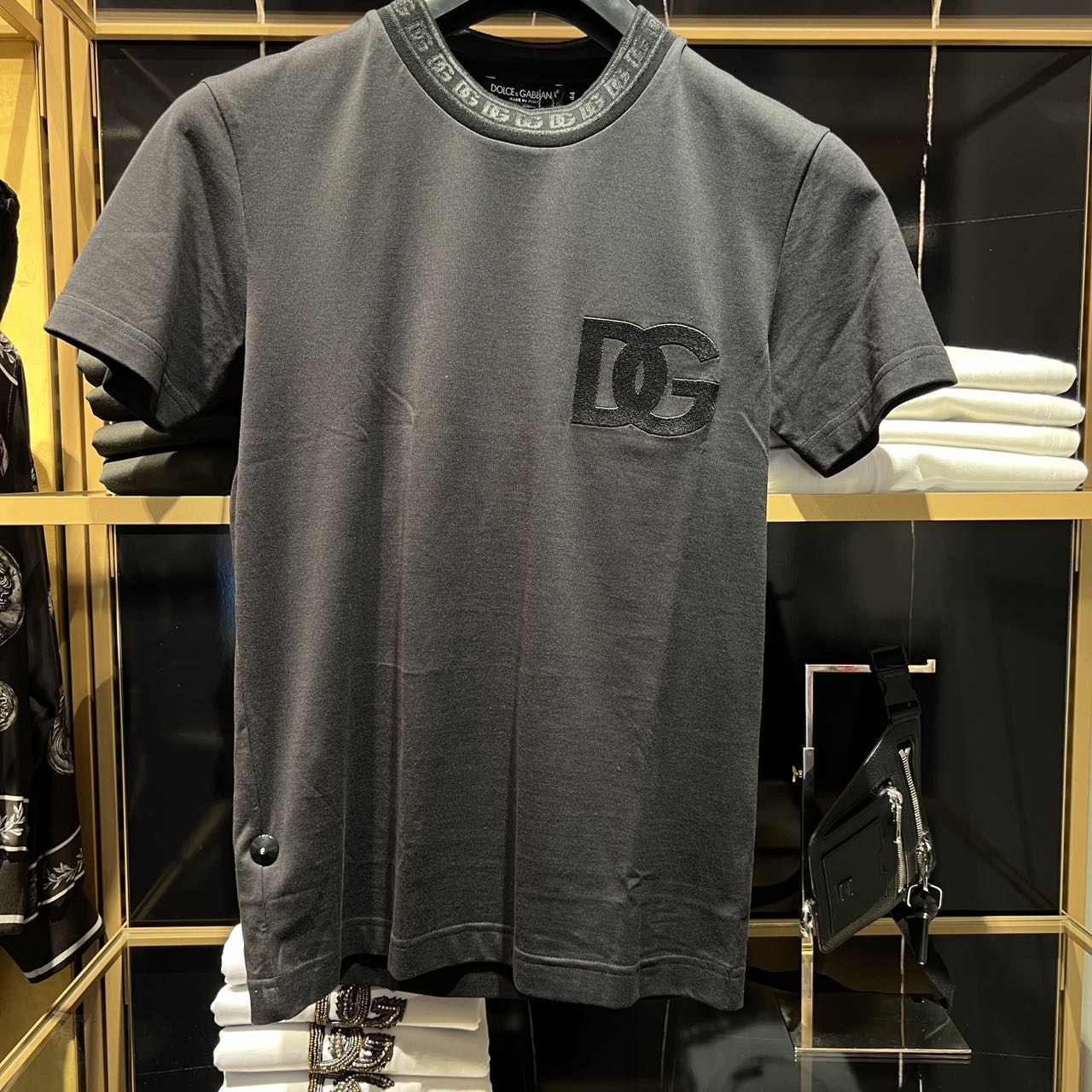 【CC在欧洲】D....G折扣款2号  男士白色短袖衬衫