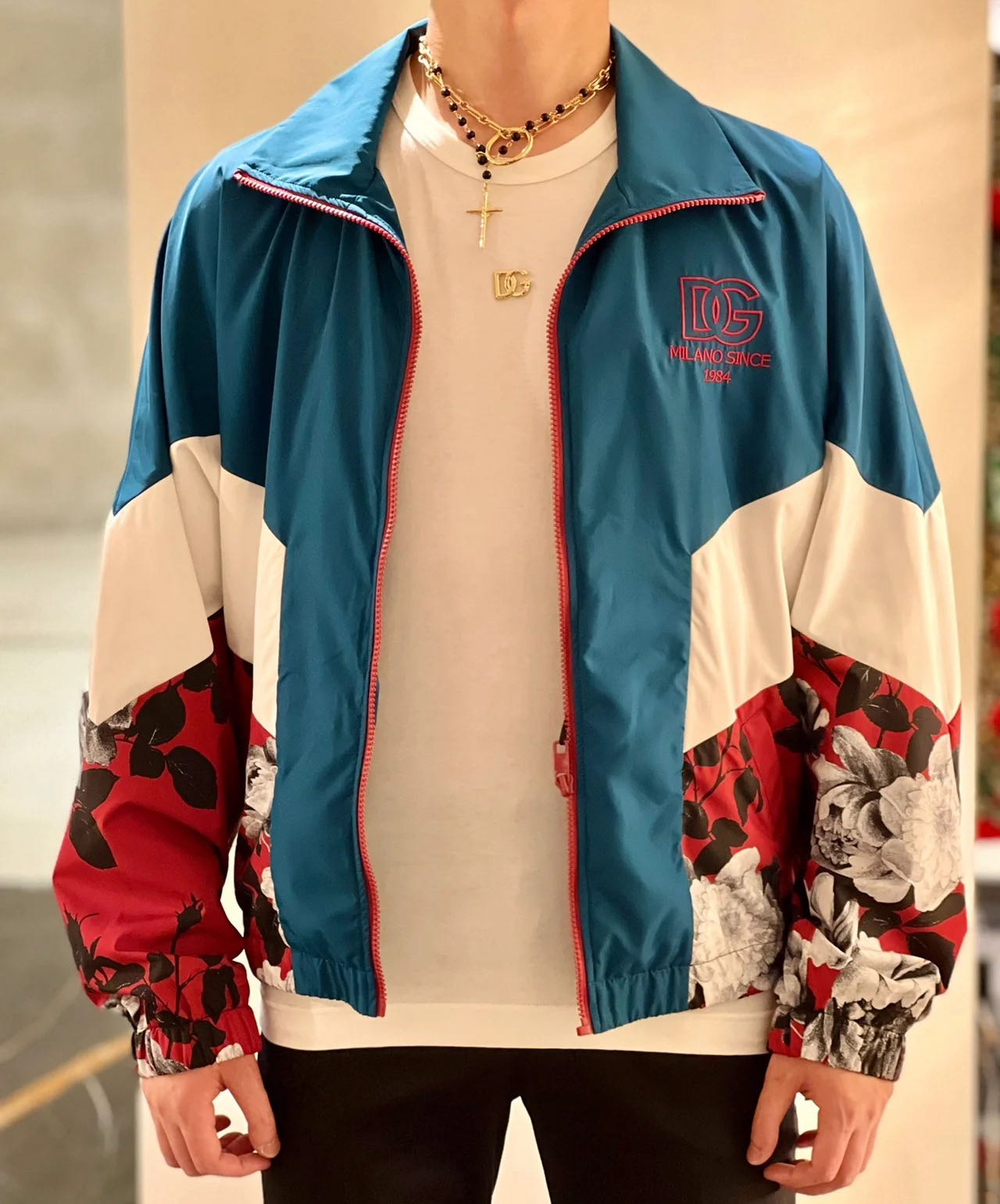 【CC在欧洲】  D....G  折扣款1号 男士黑色logo外套