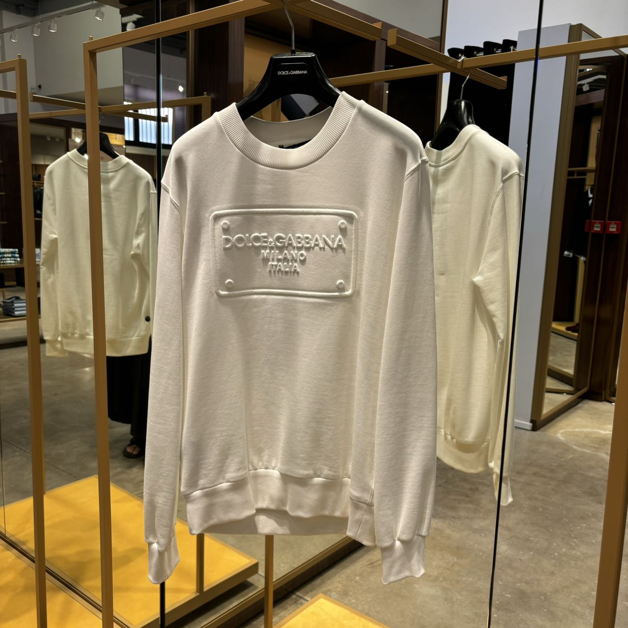 【CC在欧洲】  D....G  折扣款 1号 方框logo纯色男士卫衣