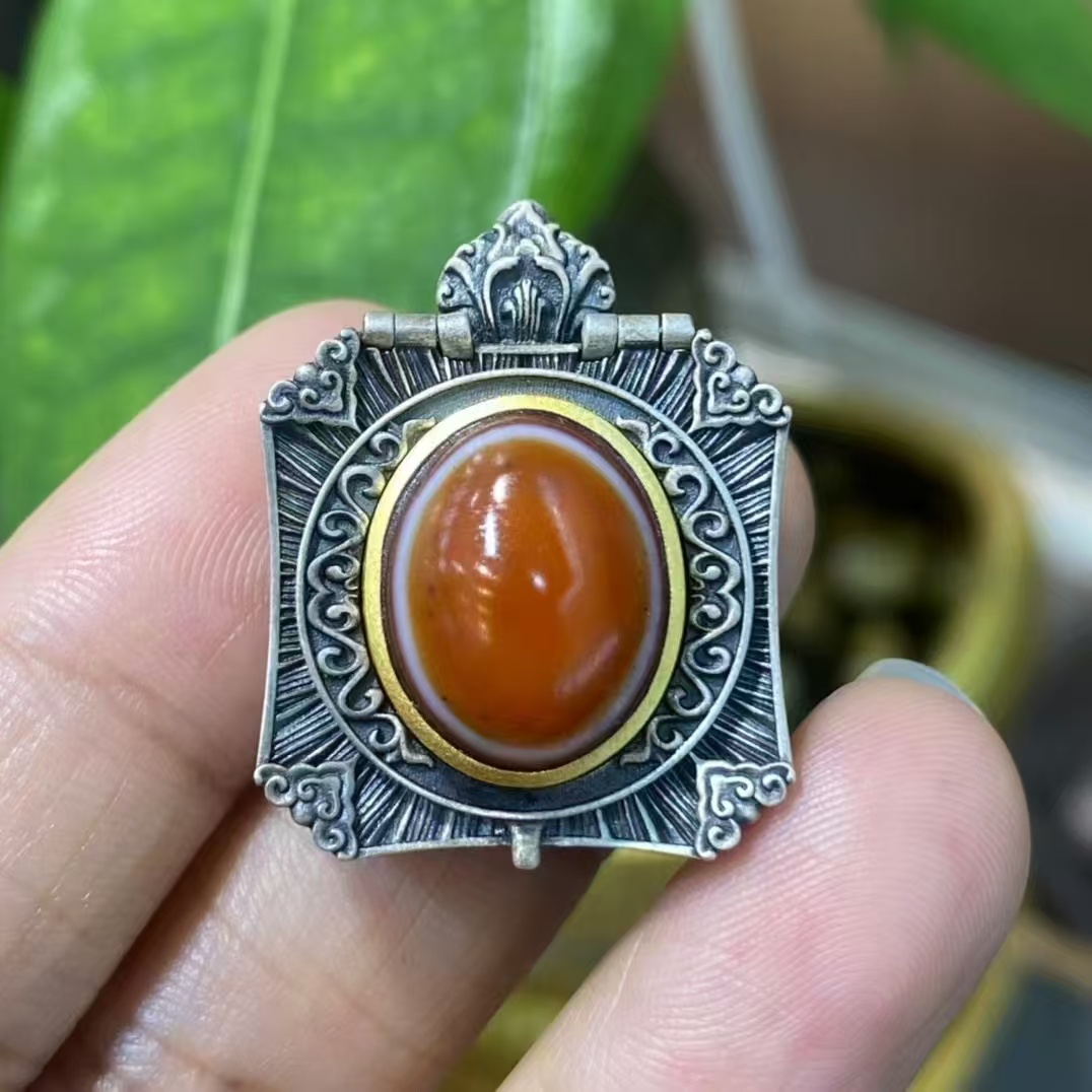 吊坠925银 藏式原创设计925纯银绿度母羊眼嘎乌盒吊坠