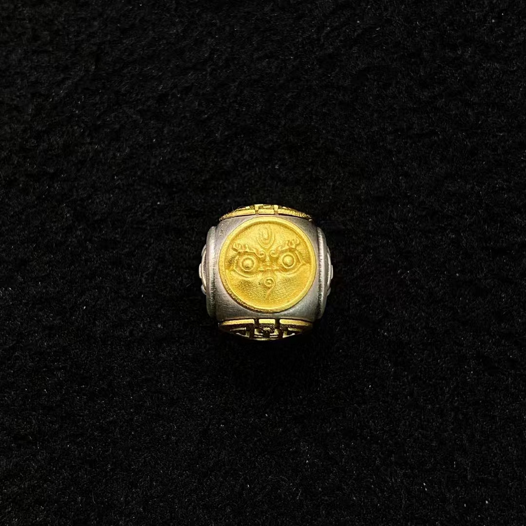 925银银制品 藏式原创设计s925纯银电镀金吐宝鼠精工隔珠小配件