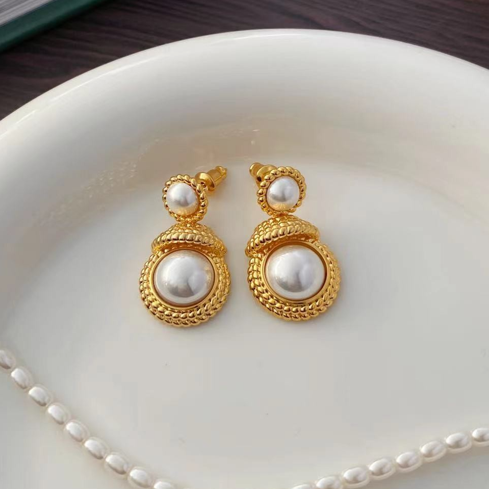 HEFY/HEFY 铜合金仿珍珠耳饰 法式复古气质优雅E155