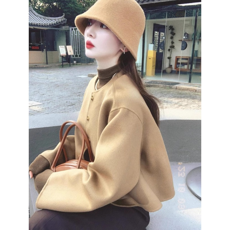 QDA30134卡其色呢子大衣女秋季2024新款高级感短款小个子毛呢外套