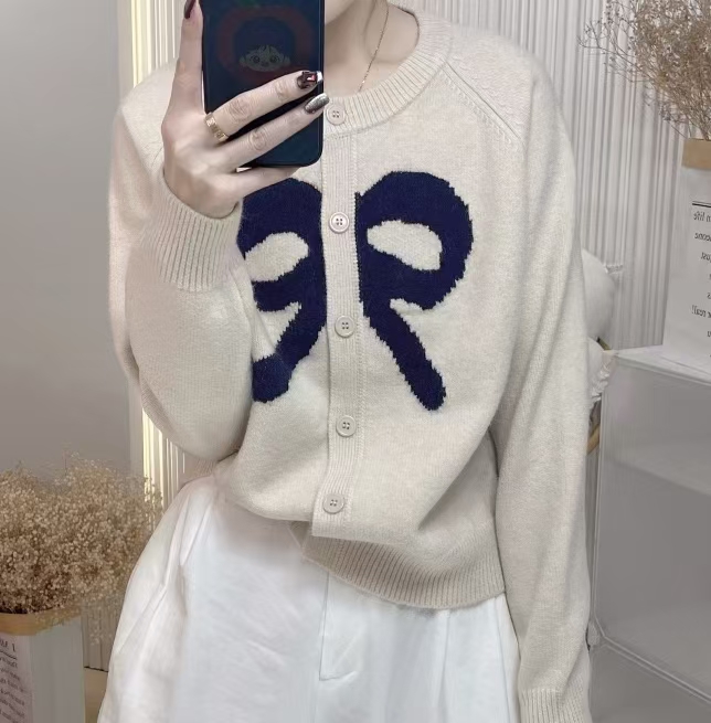 圆领针织开衫毛衣#蝴蝶结时尚减龄百搭