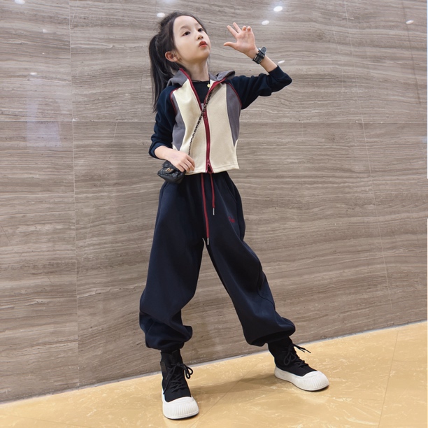 女童运动套装春秋款2024新款女孩大童卫衣外套又酷又飒卫裤两件套