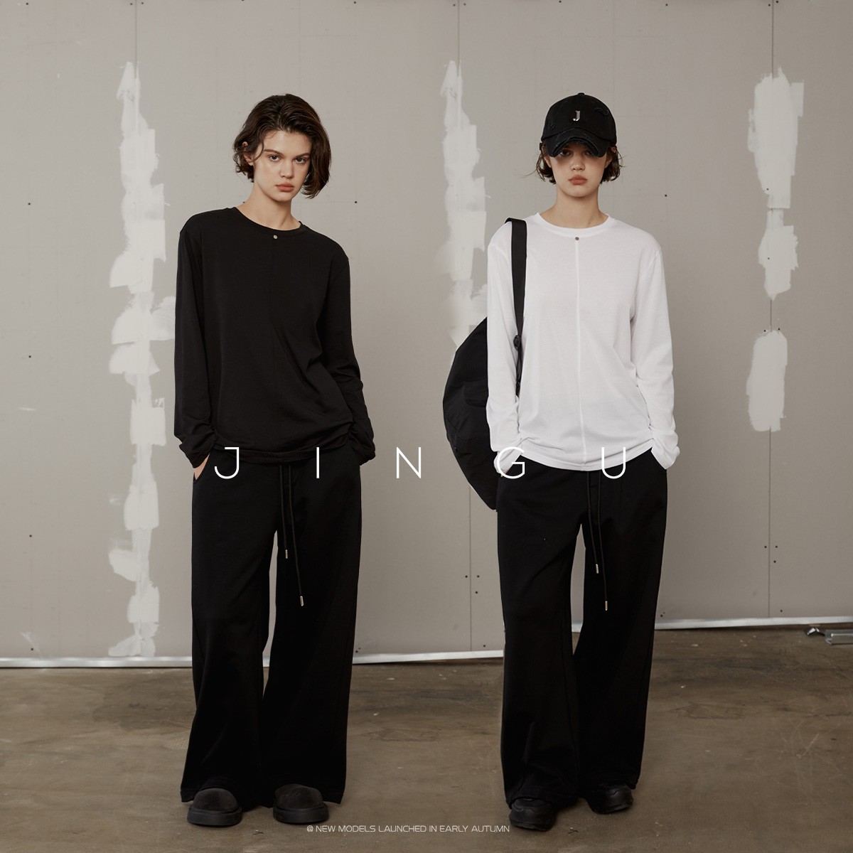 JGGU晶咕黑标中线小金属T恤圆弧领果冻t恤休闲黑色JG1A4TX0001A