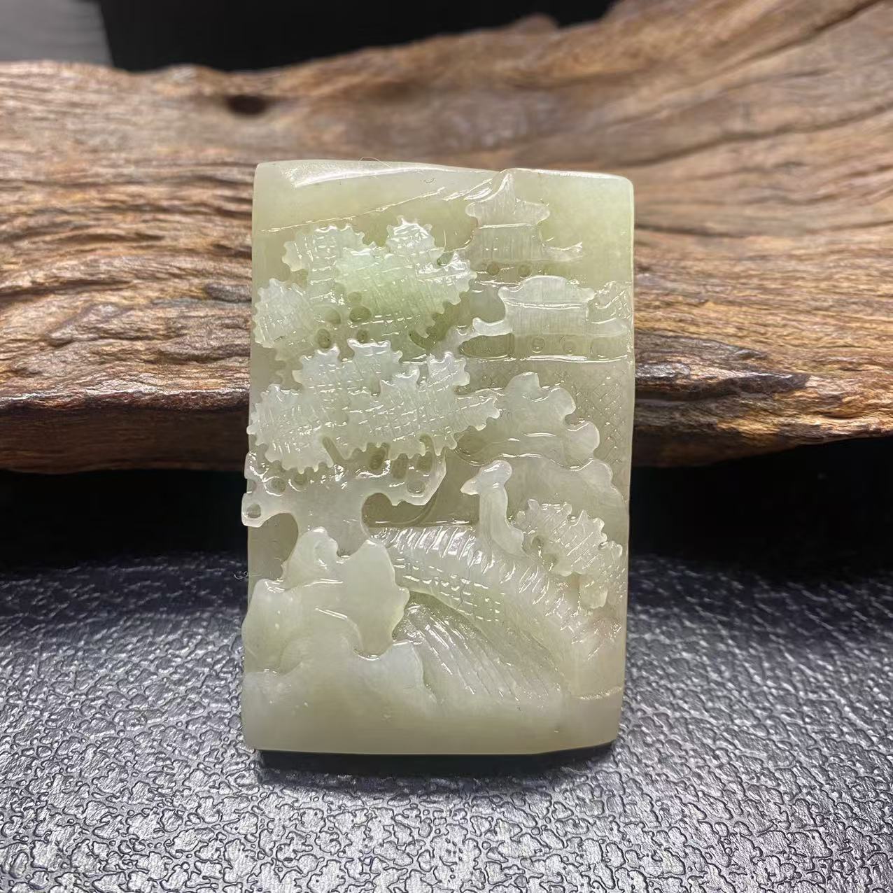 【迈越珠宝】天然和田玉吊坠白玉山水牌吊坠白色精雕时尚精美大气