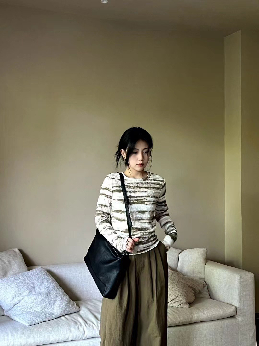 白色时尚休闲背心T恤长袖百搭小众气质高腰