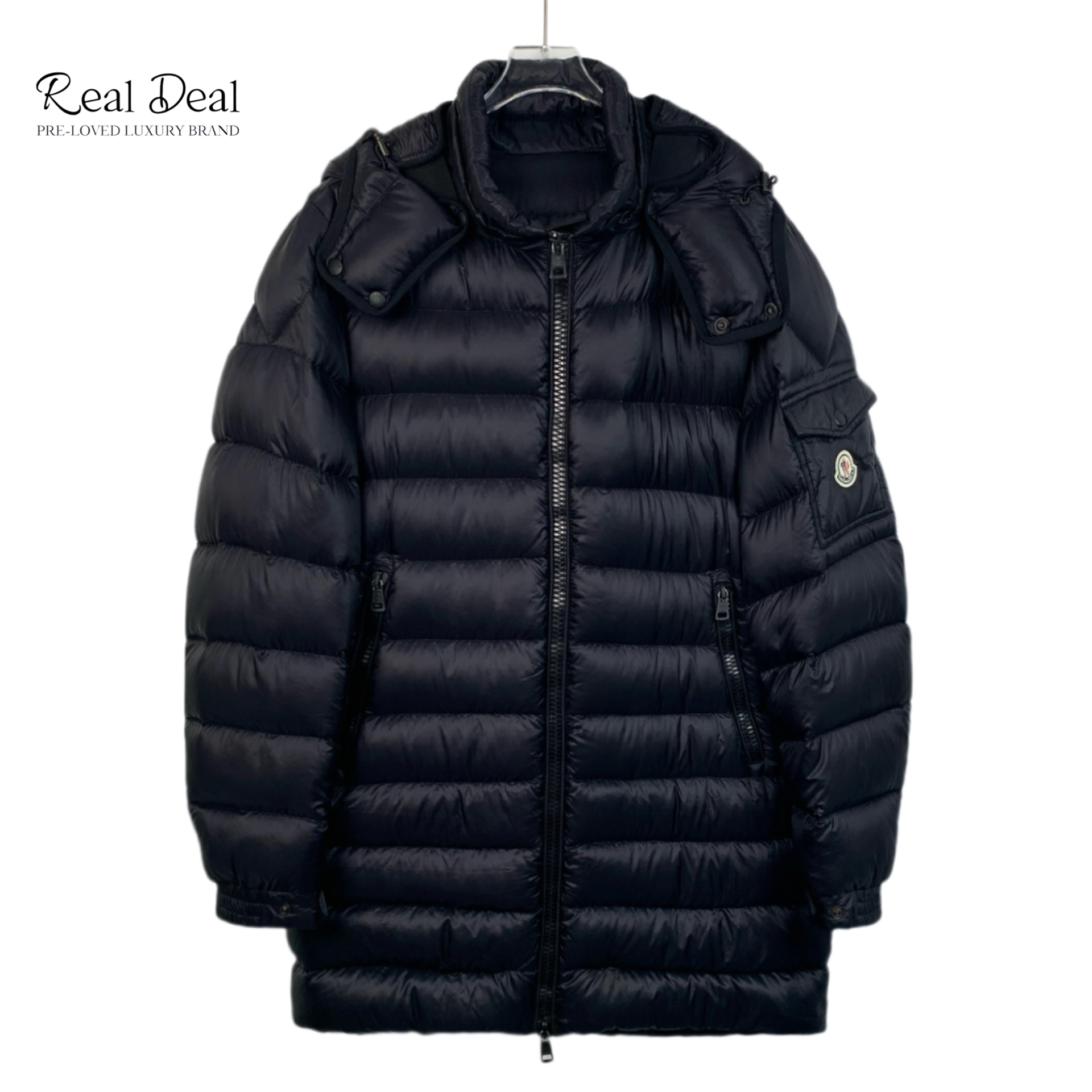 99新 MONCLER X11507  Dustin系列 黑色徽标贴饰连帽绗缝羽绒服