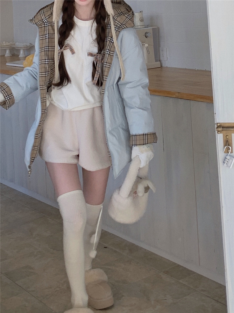 THETURE 北海道牛乳羊羔绒短裤