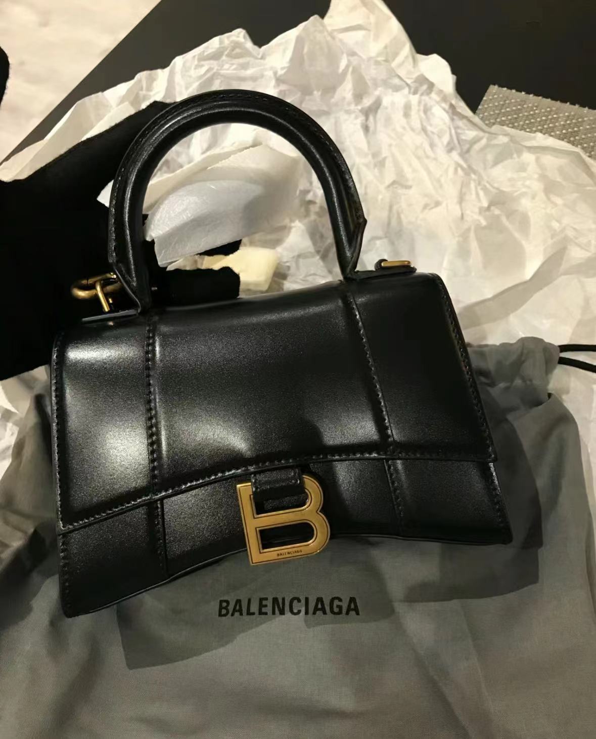 99新 Balenciaga/巴黎世家 沙漏xs光面黑金包/优品